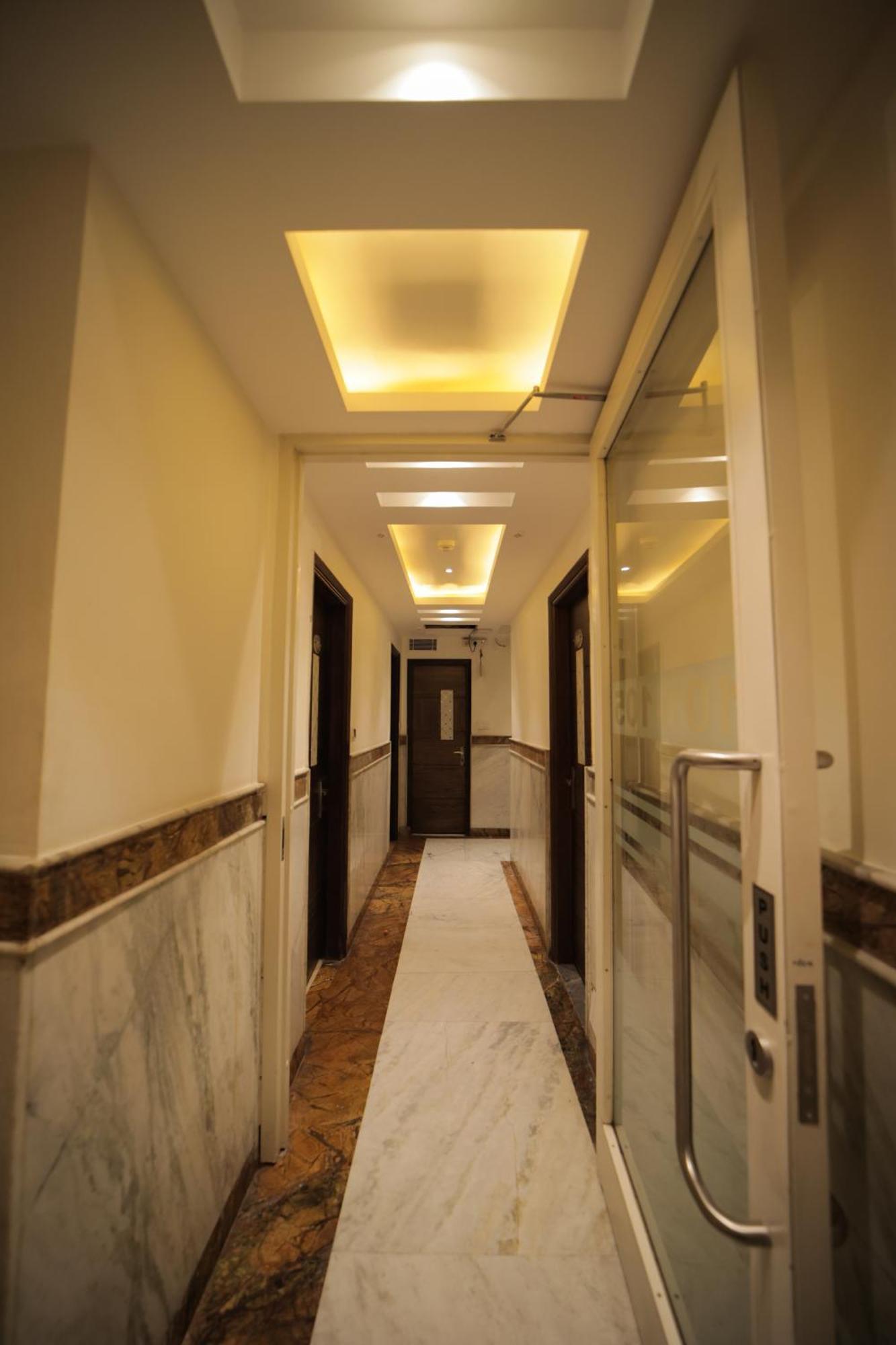 Hotel Stay Well Dx Nuova Delhi Esterno foto