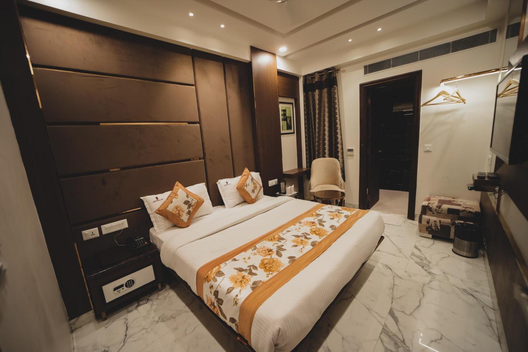 Hotel Stay Well Dx Nuova Delhi Esterno foto